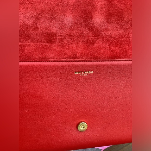 YVES SAINT LAURENT GO OUT CLUTCH🌹🌹🌹 - Picture 6 of 16